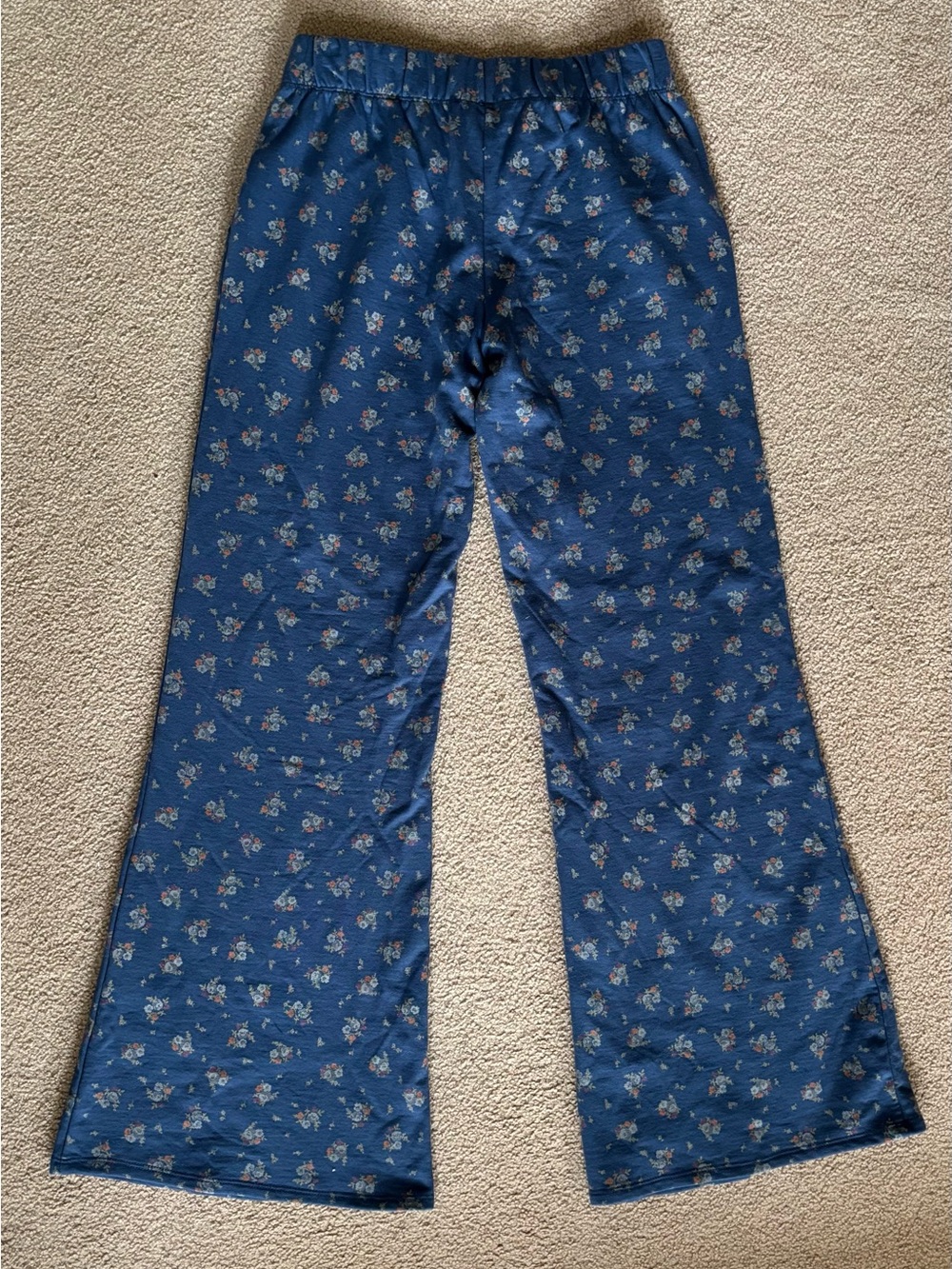 Urban Outfitters Out From Under Lived In Knit Flare Sweatpants Medium NWOT - Picture 7 of 7